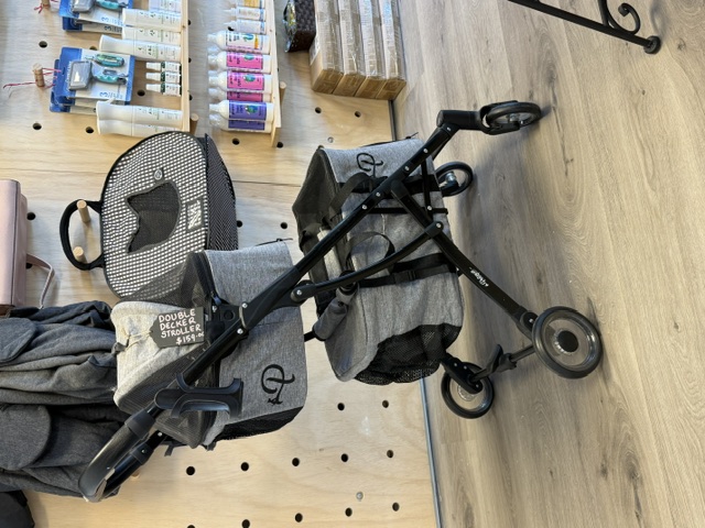 Double-decker pet stroller